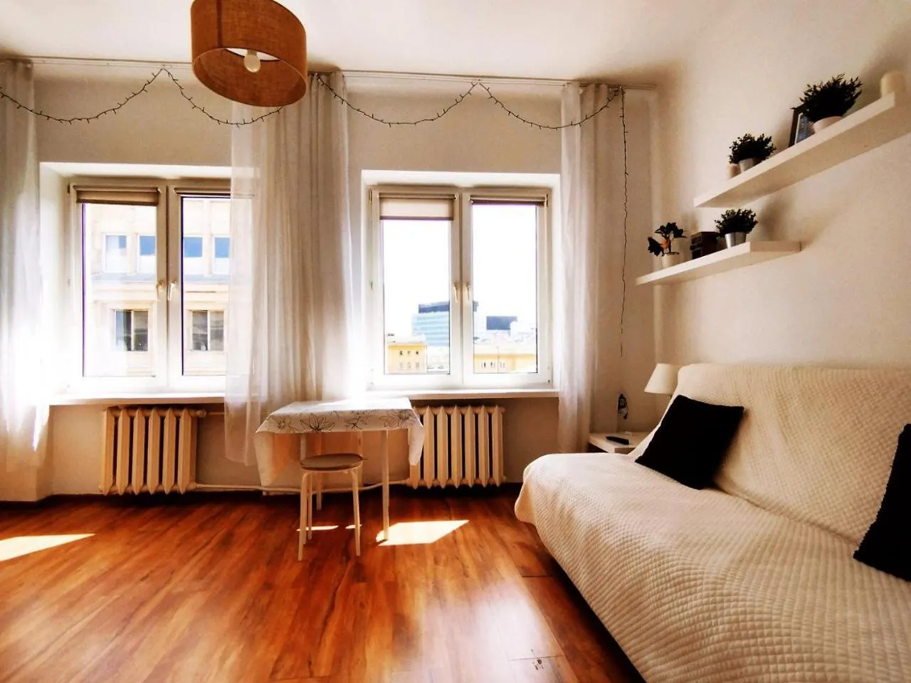 Appartement Cozy Studio At Plac Konstytucji Warschau Polen