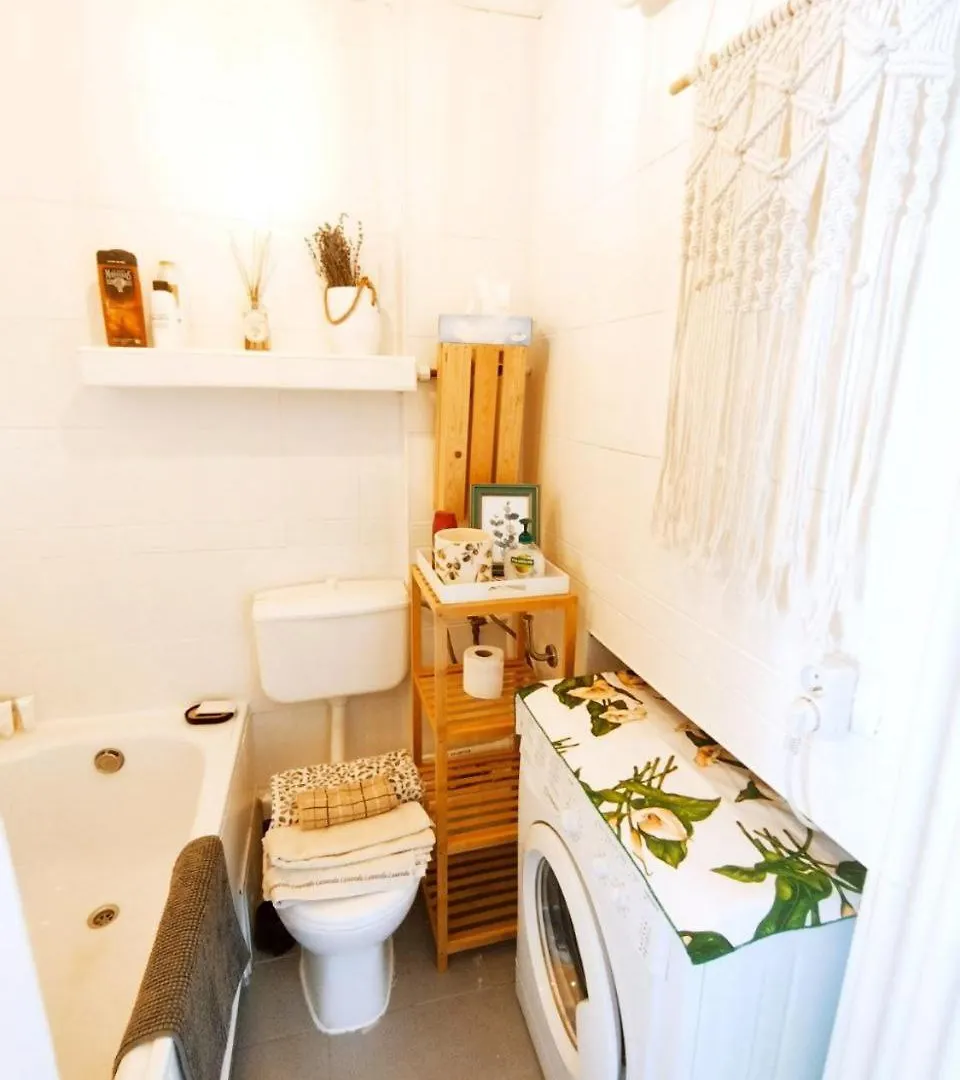 Cozy Studio At Plac Konstytucji Warsaw Poland